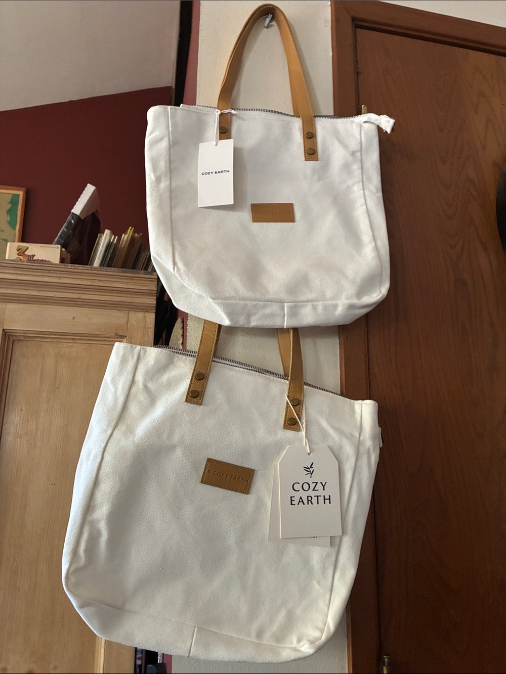 Set of Two Cozy Earth Off-White & Tan Complimentary Tote Bags with Zippers NWT